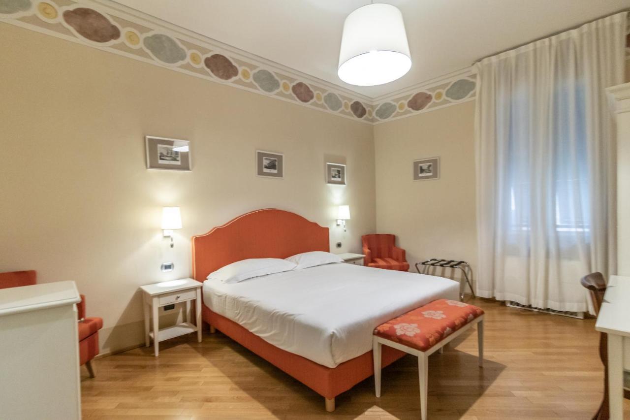 Double Room,822771053:JPEG