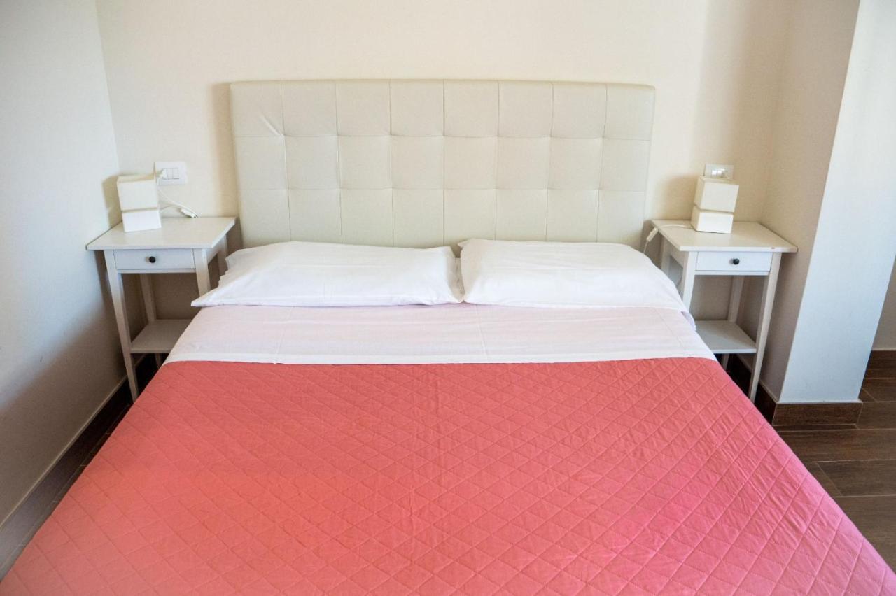 Deluxe Triple Room,1010549287:JPEG