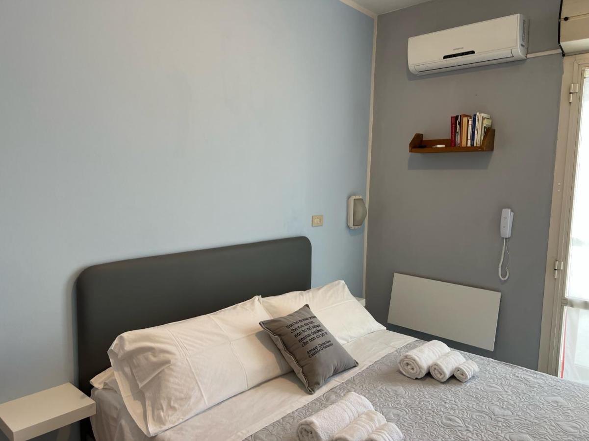 Double or Twin Room Bathroom