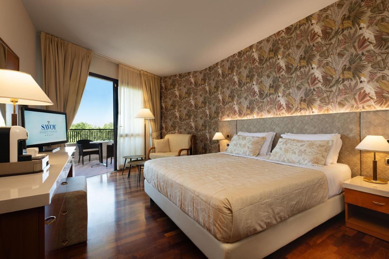 Single Room Balcony