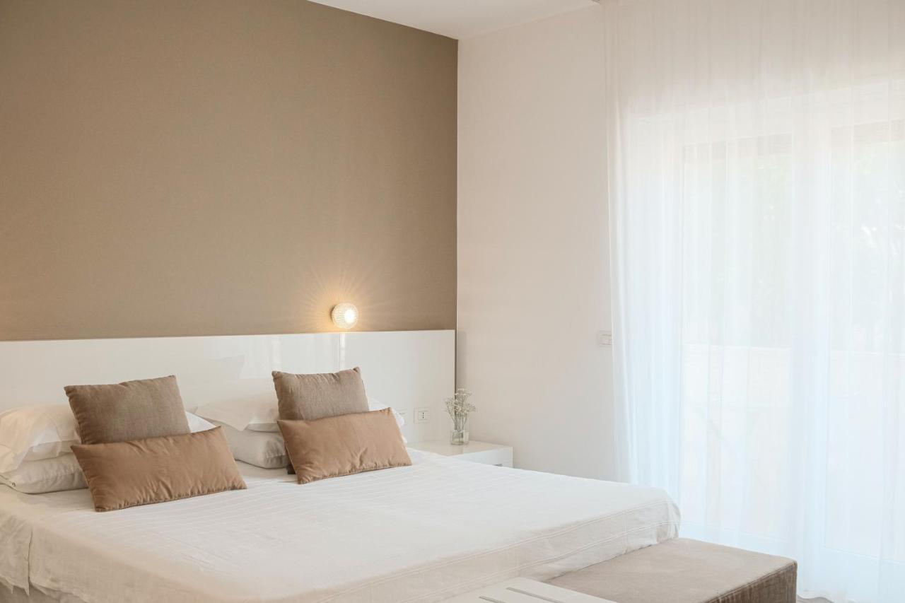 Double or Twin Room,1428069223:JPEG