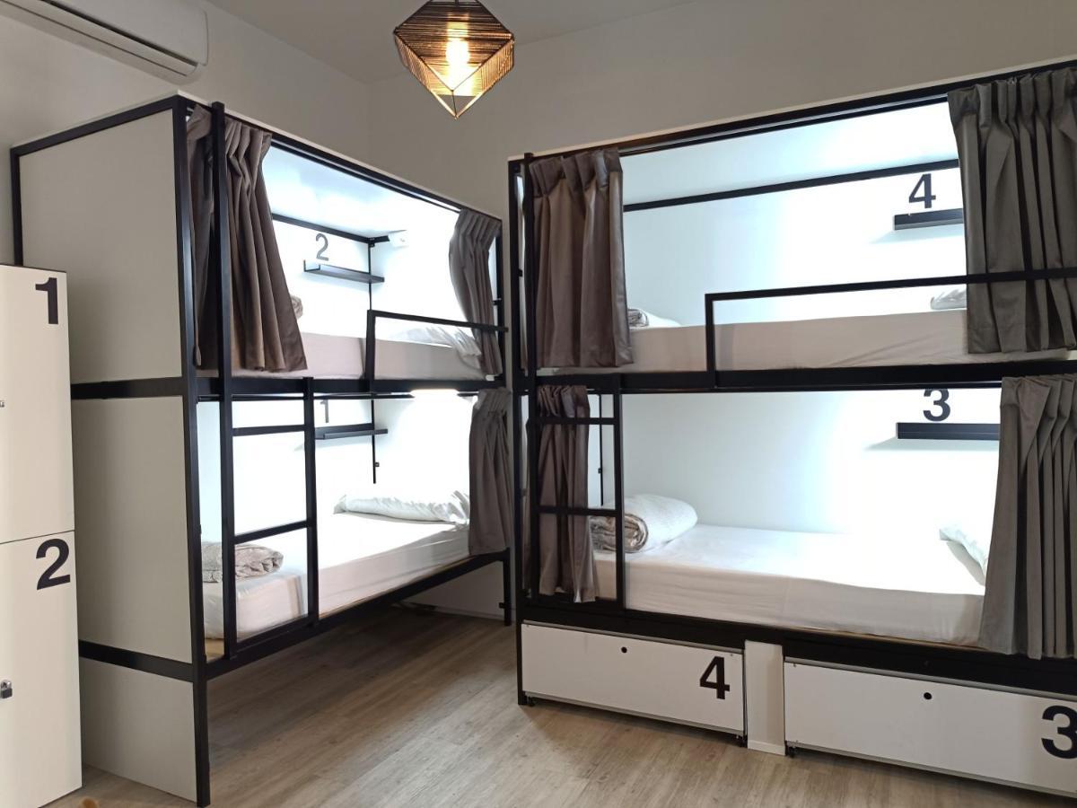 Bed 12-Bed Mixed Dormitory Room Private Bathroom,1554846700:JPEG