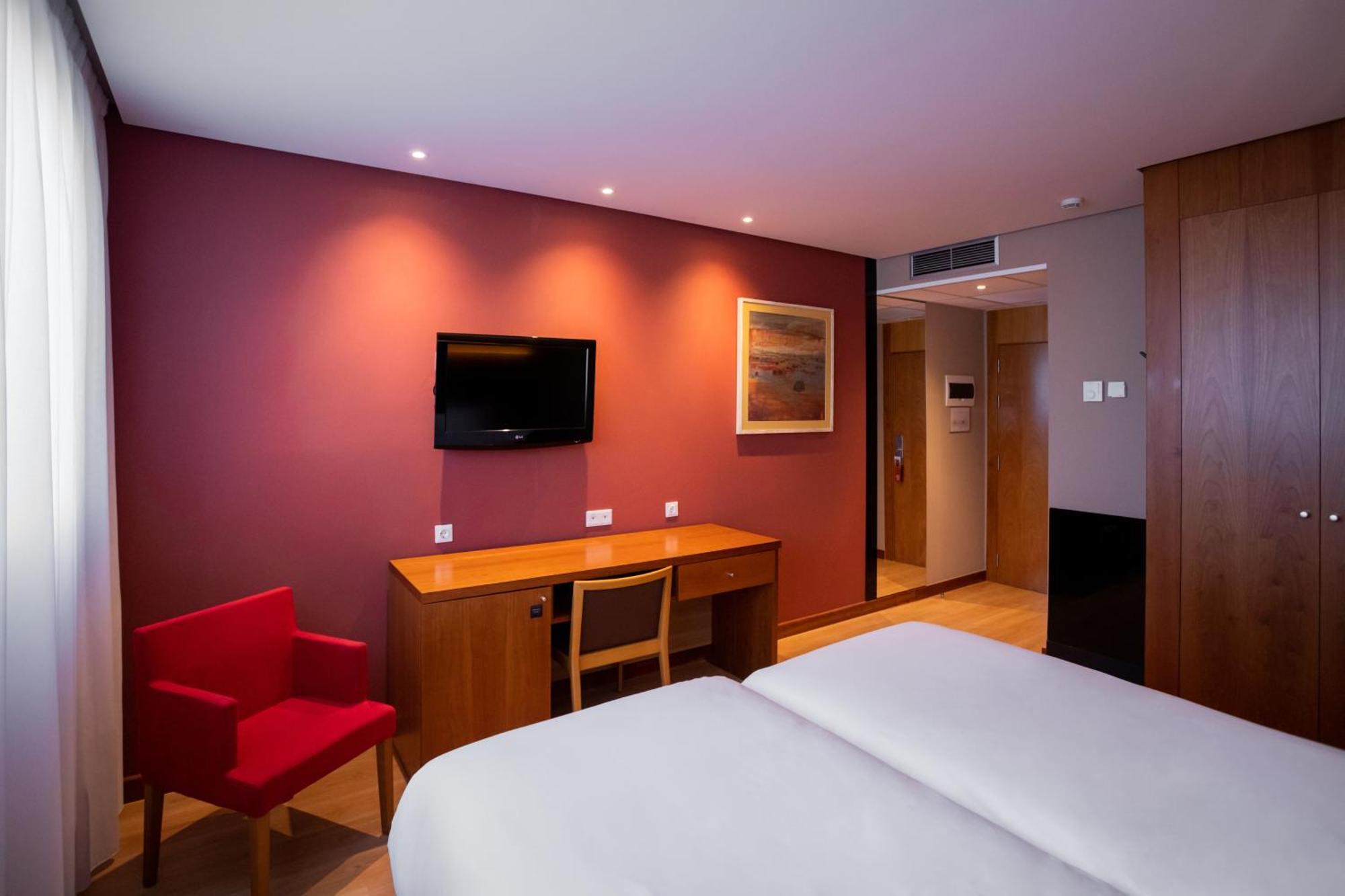 Double or Twin Room,1008925582:JPEG