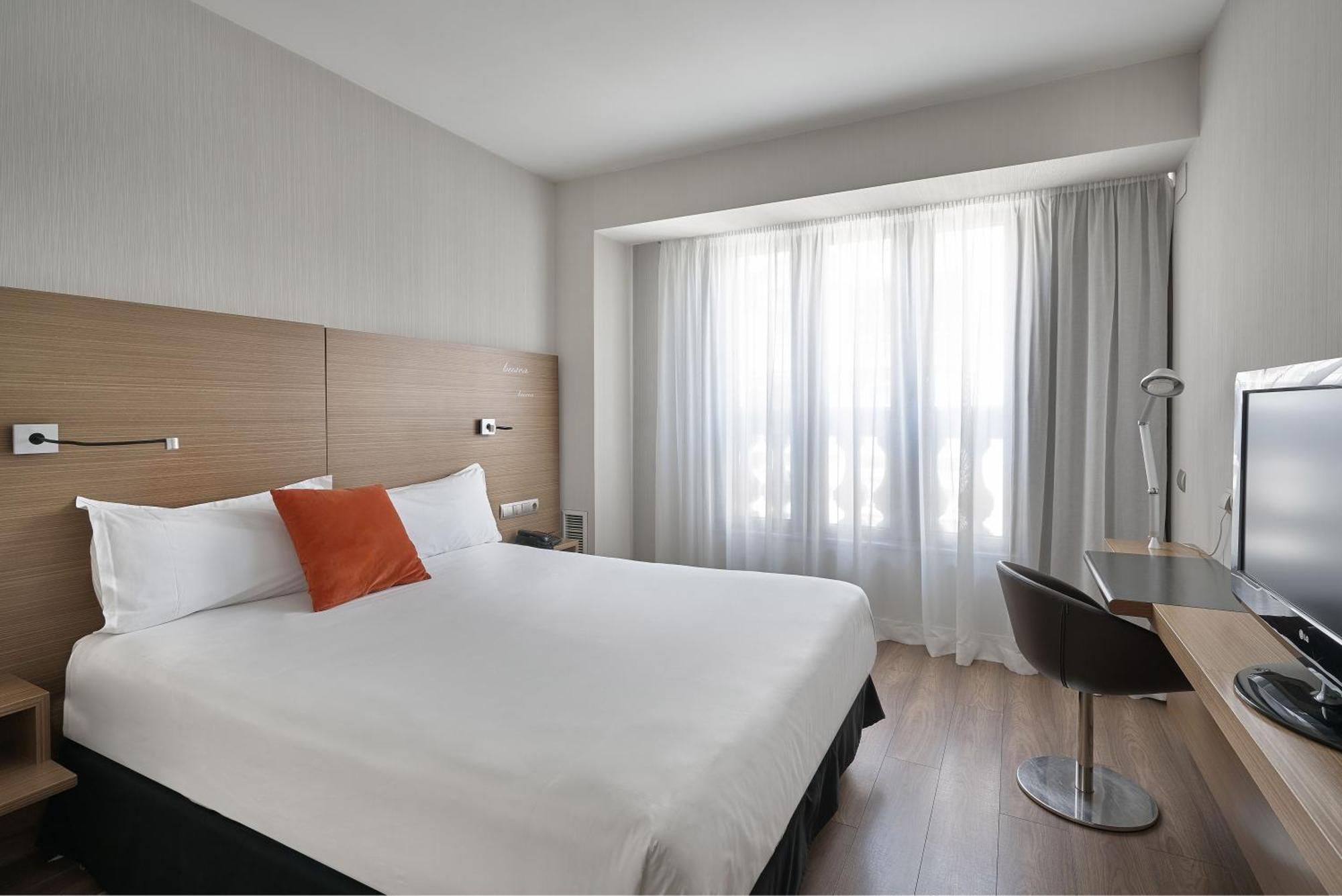 Standard Double Room,1431916054:JPEG