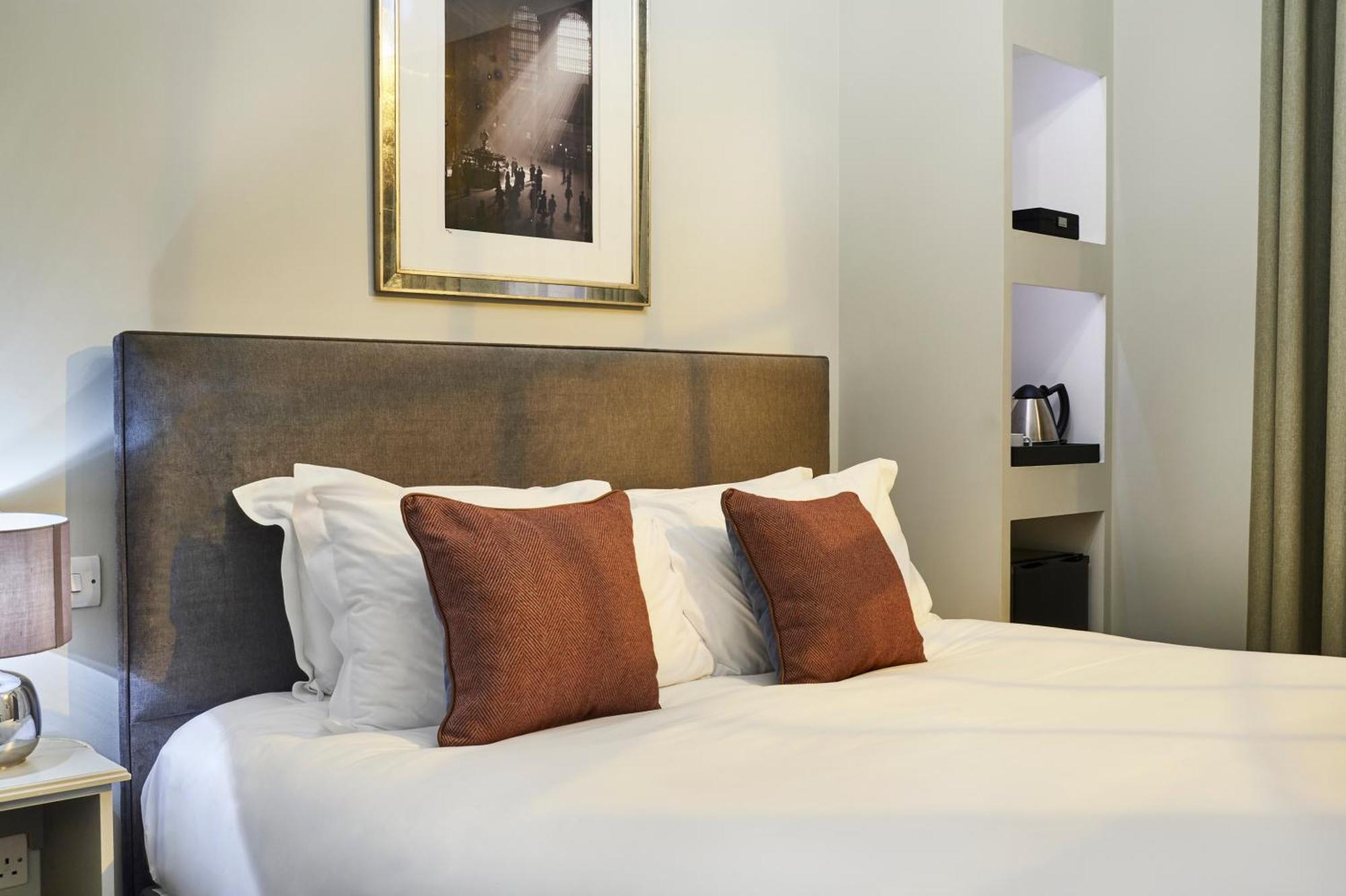 Deluxe Double Room,1432625938:JPEG