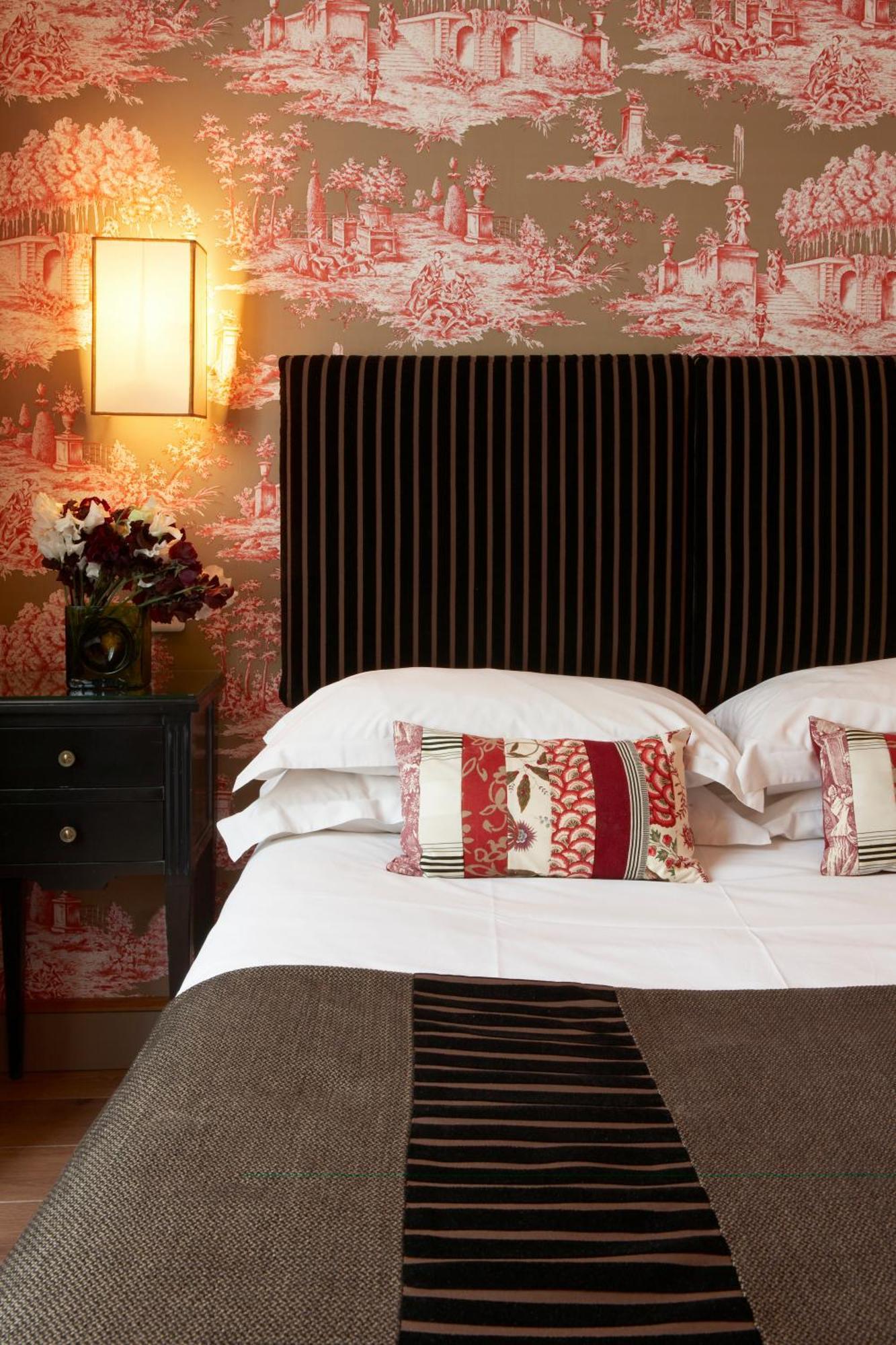 Traditional Double Room,1432713745:JPEG