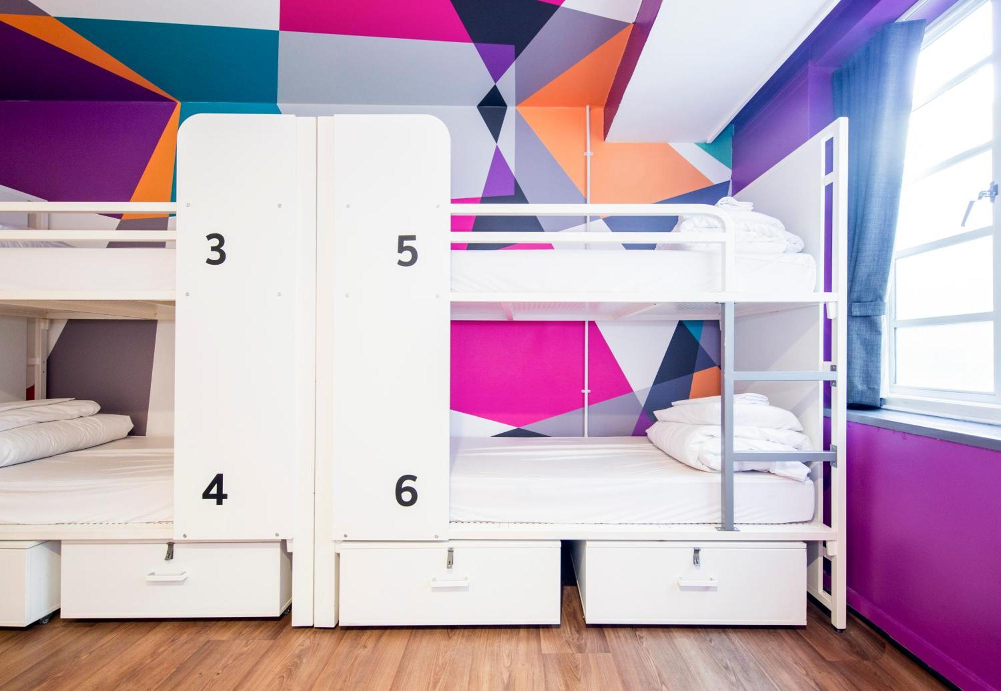 1 Bed in a 6-Bed Mixed Shared Dorm,913775083:JPEG