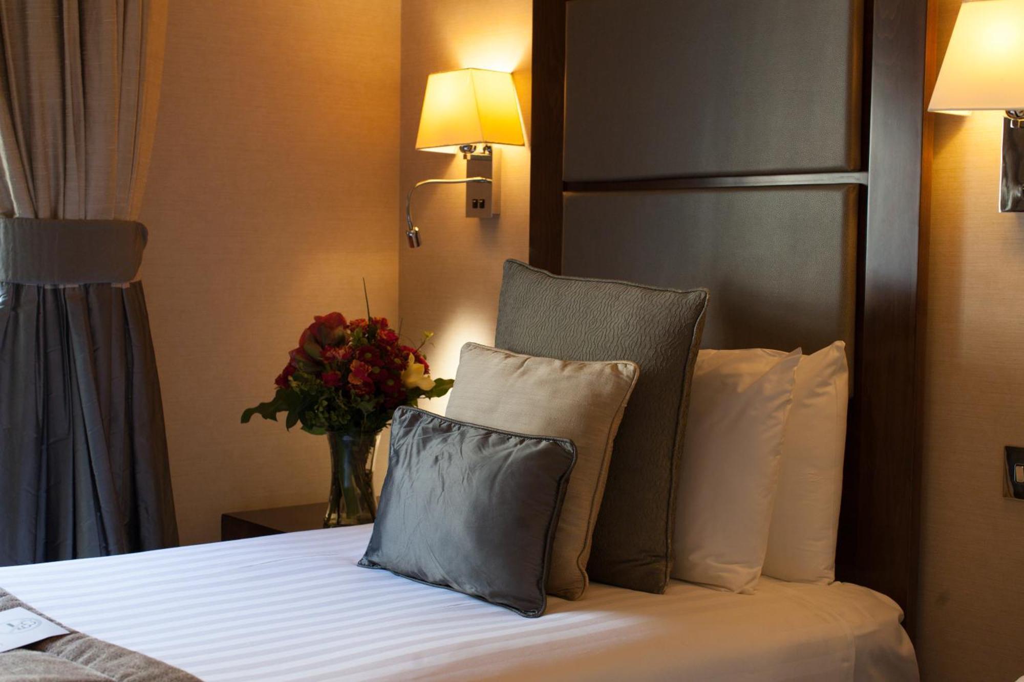 Standard Single Room,1432743520:JPEG