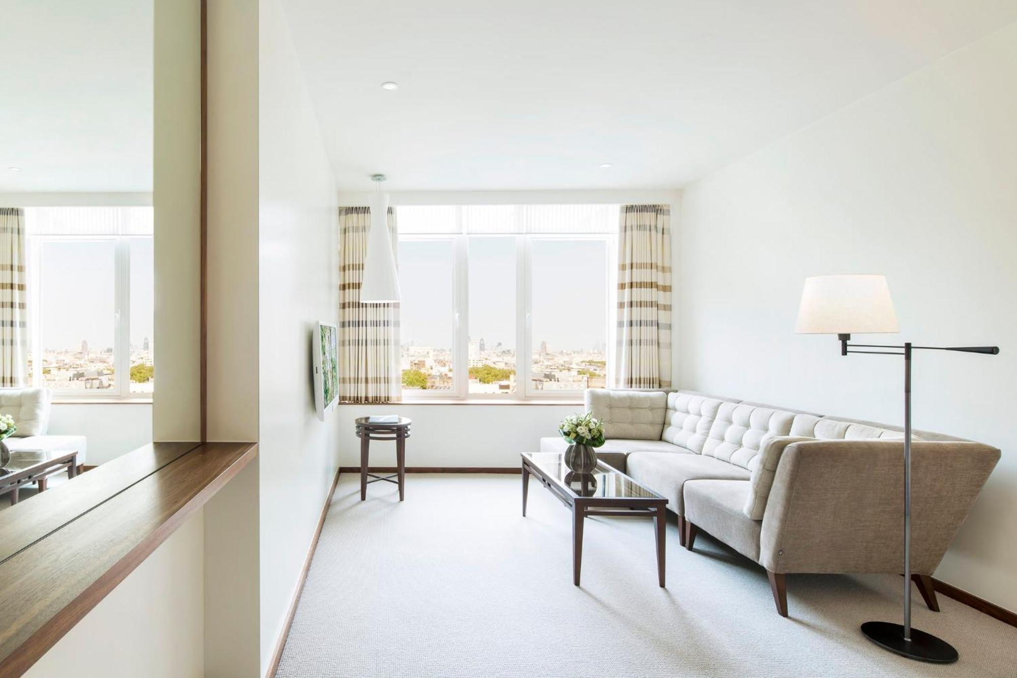One-Bedroom City Suite,1709639682:JPEG