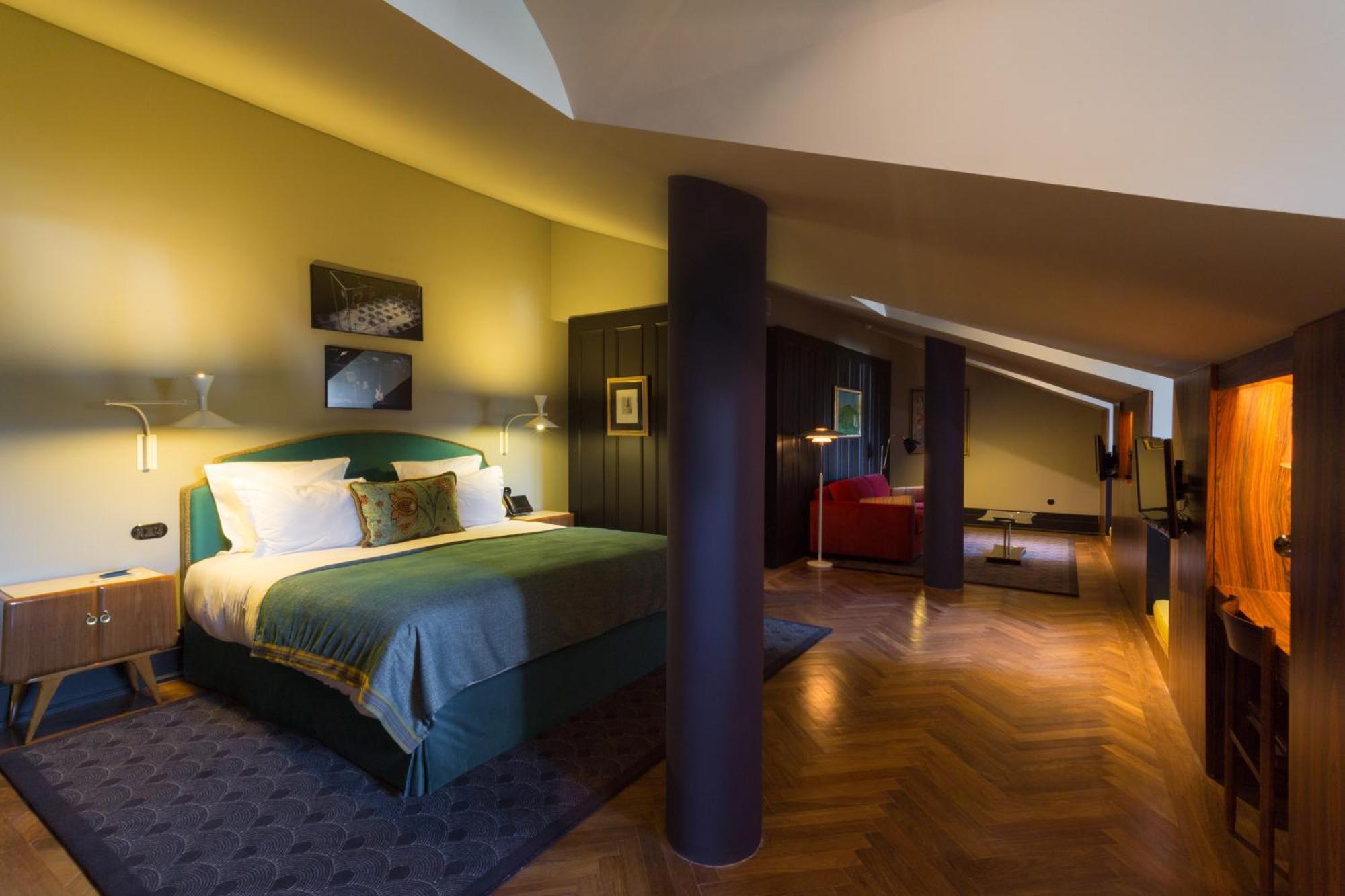 Suite Avenue
