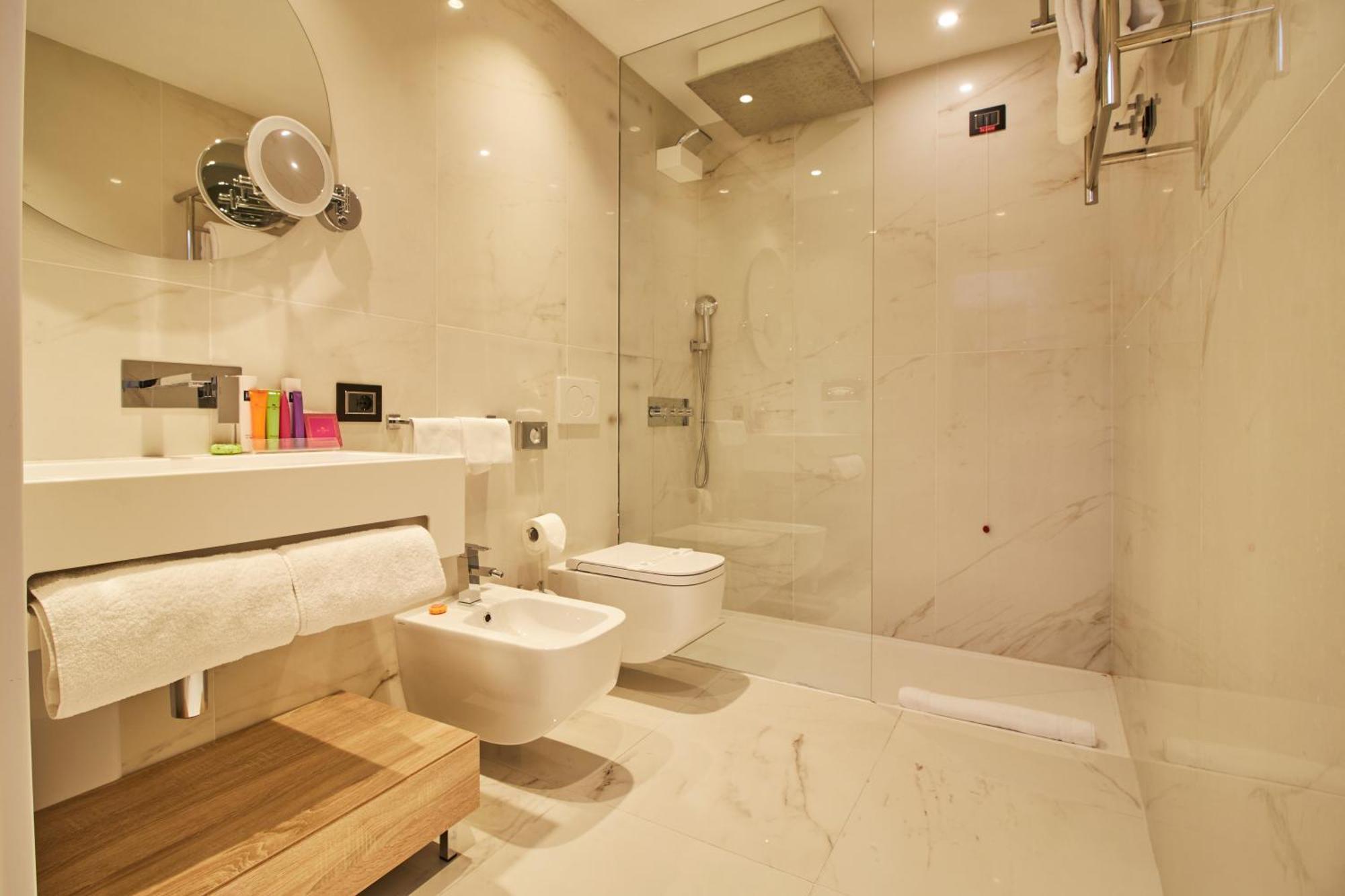 Deluxe Junior Suite