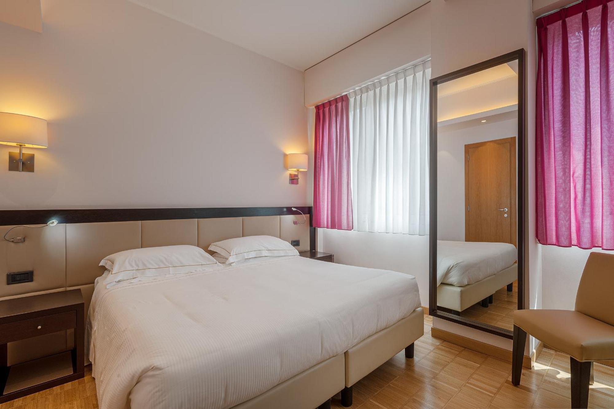 Triple Room,1196731399:JPEG