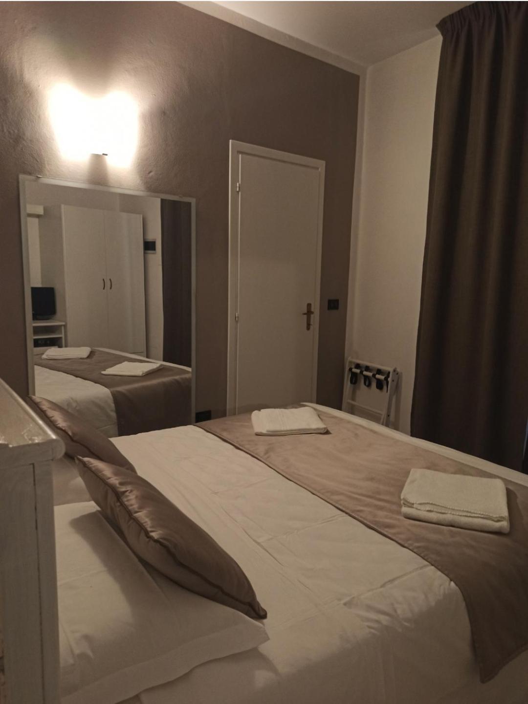Quadruple Room,1433351212:JPEG
