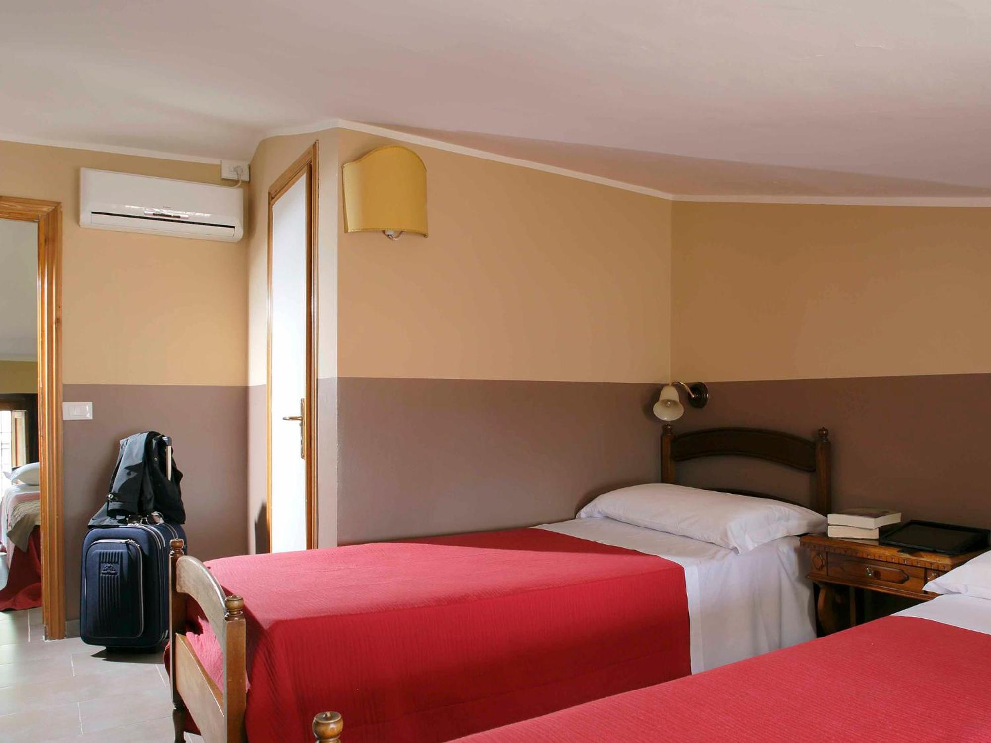 Quadruple Room,1433462965:JPEG