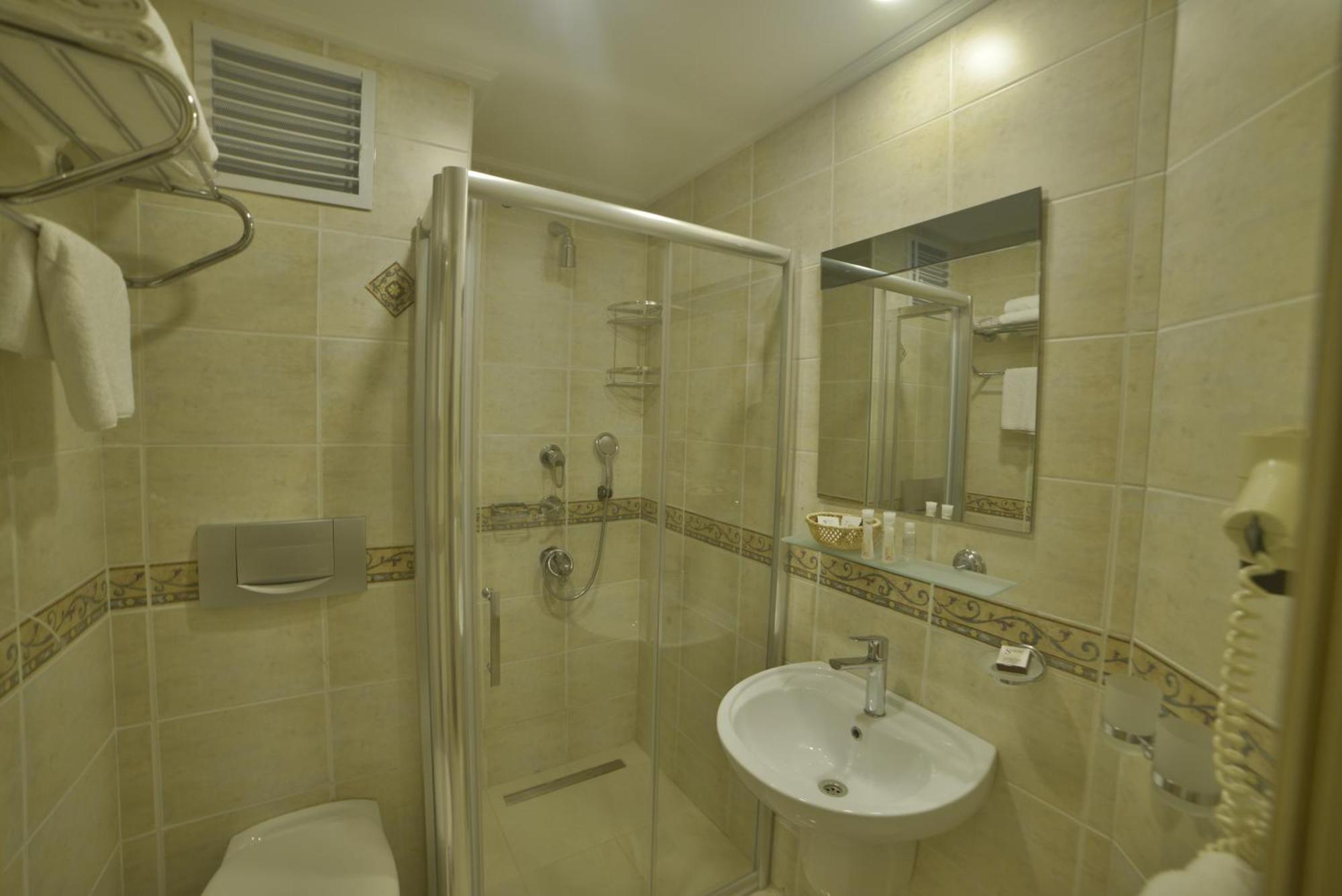 Family Suite,1433749537:JPEG