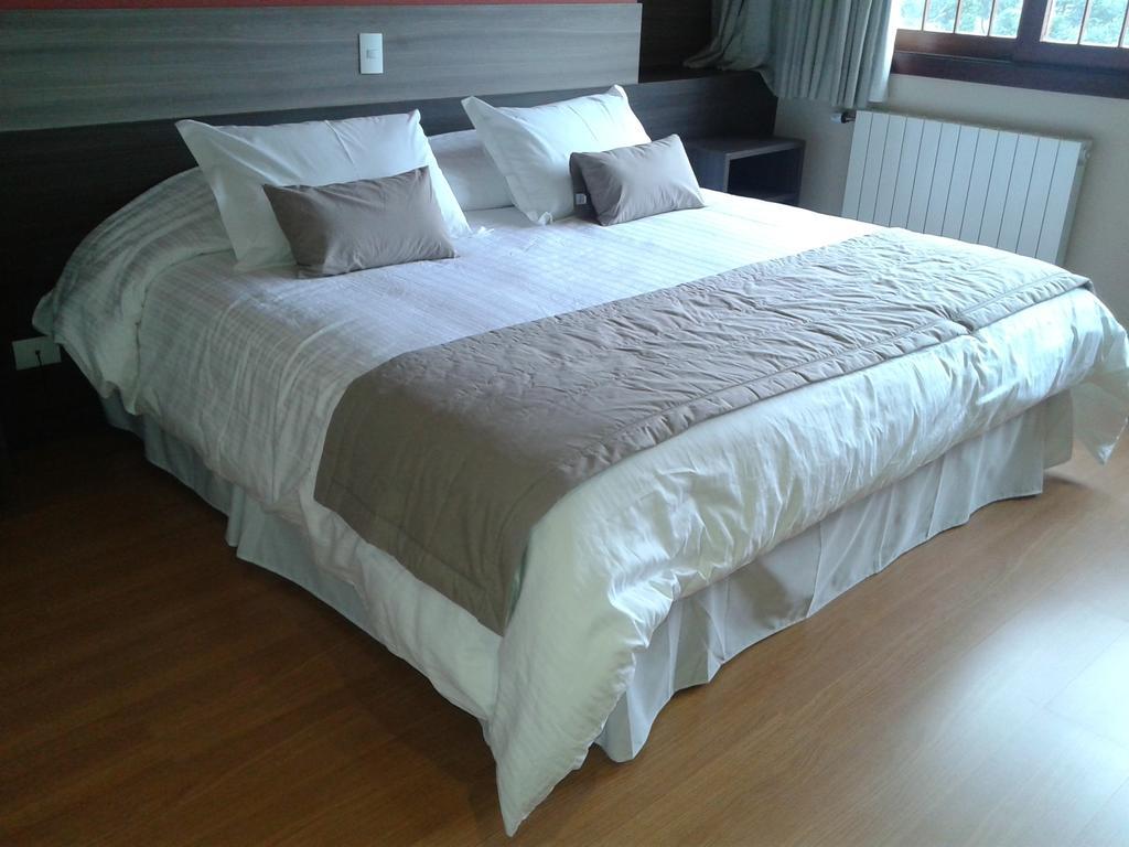 Standard Double Room,143441846:JPEG