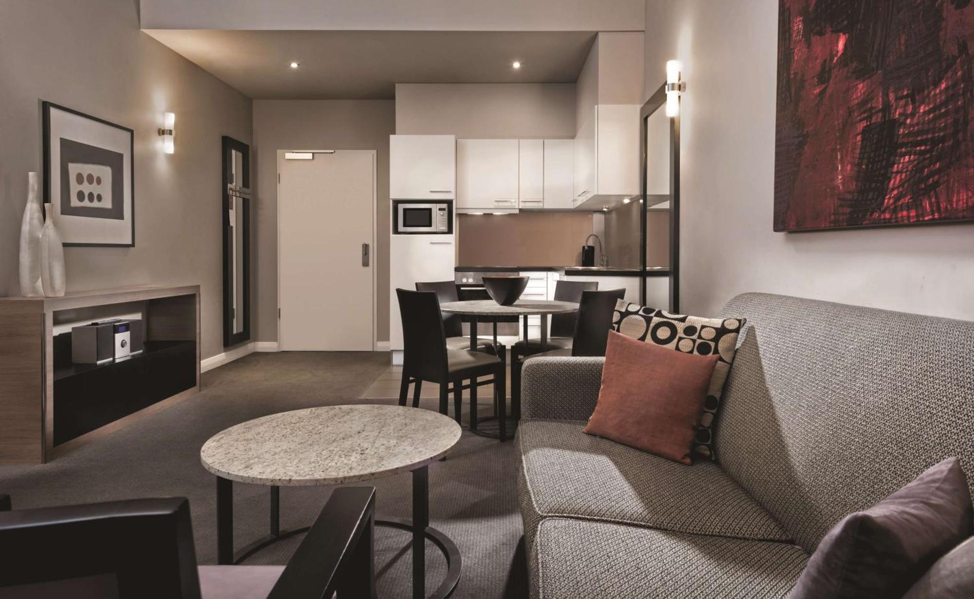 Premier One-Bedroom Apartment,1277074786:JPEG