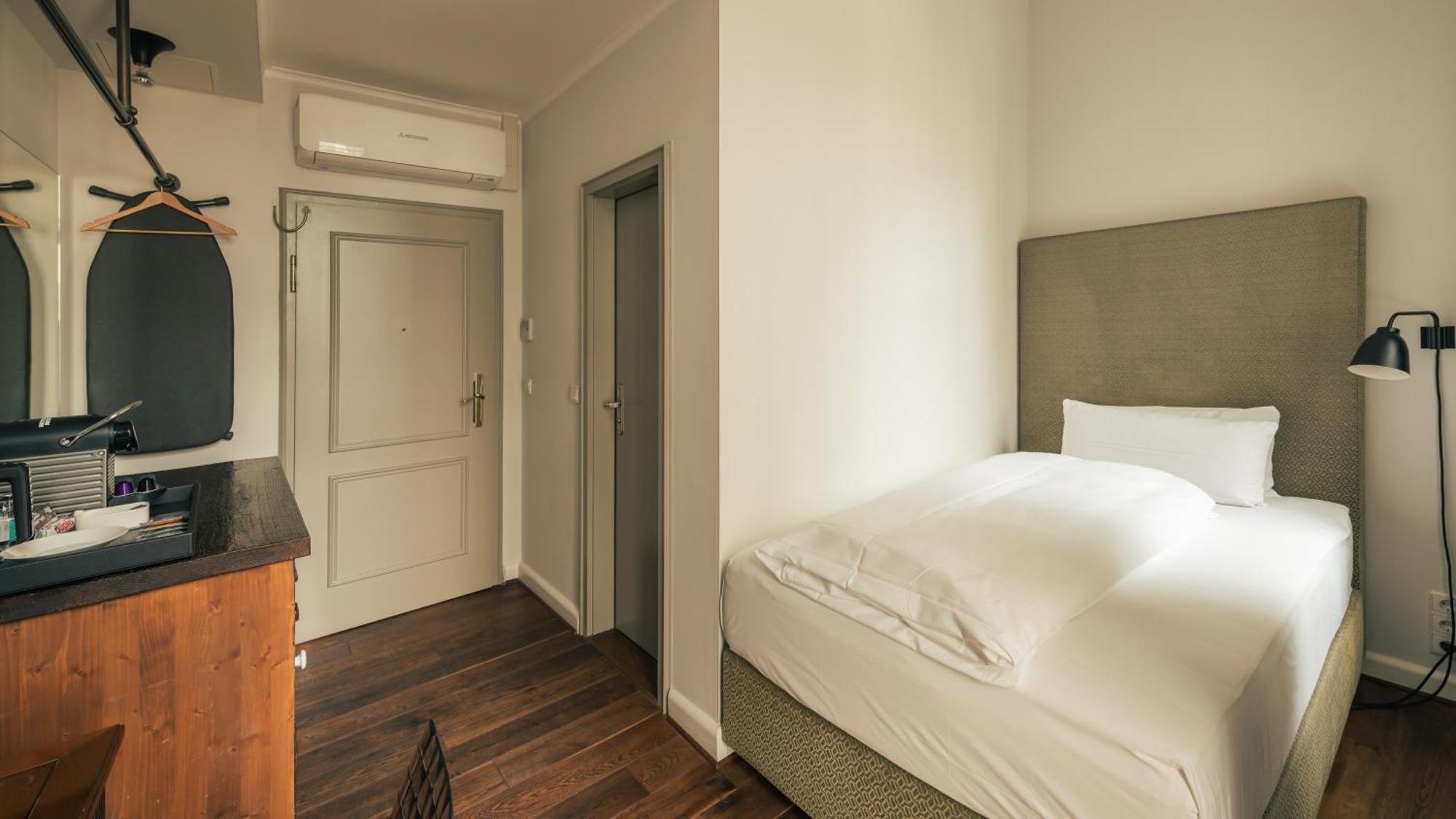 Compact Room Single,1435809463:JPEG