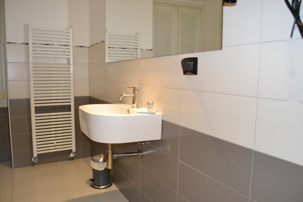 Double Room,1226726873:JPEG