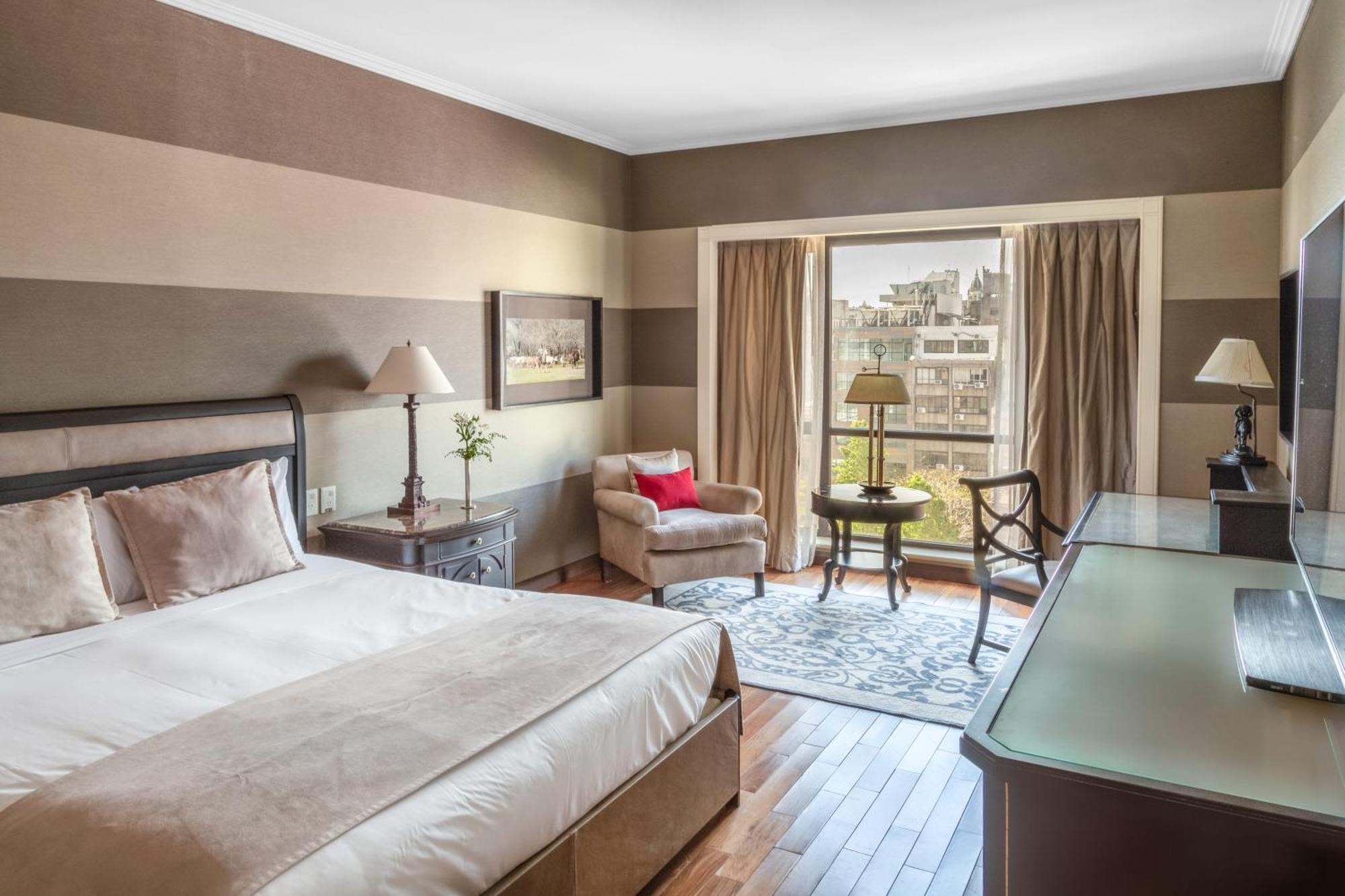 Premium King Room,1436064547:JPEG