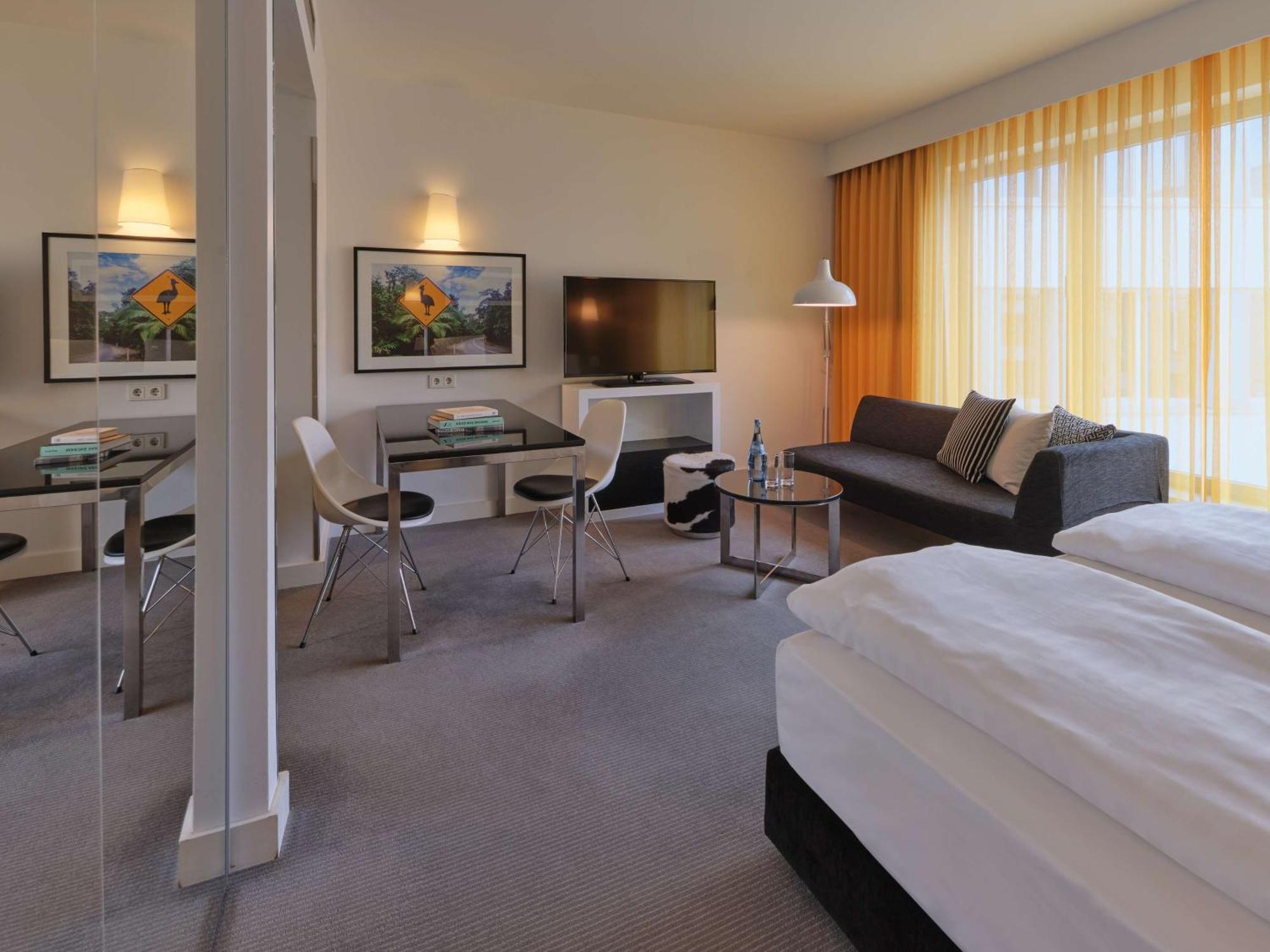 Two-Bedroom Interconnecting Family Apartment,1439607094:JPEG