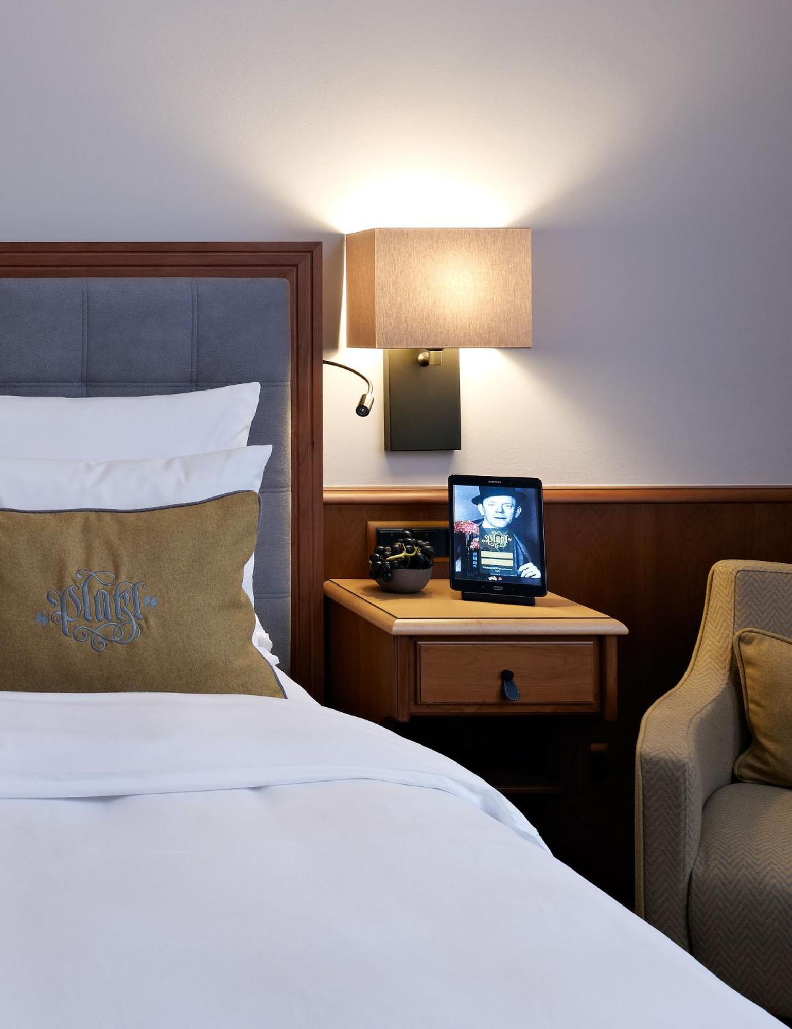 Standard Queen Room,1212147031:JPEG