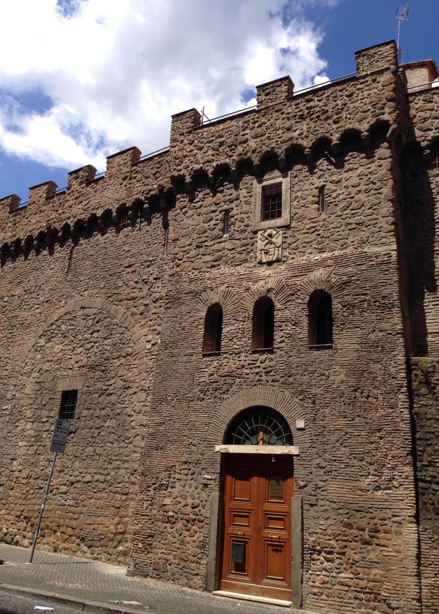 Suite Separate Building,1674717050:JPEG
