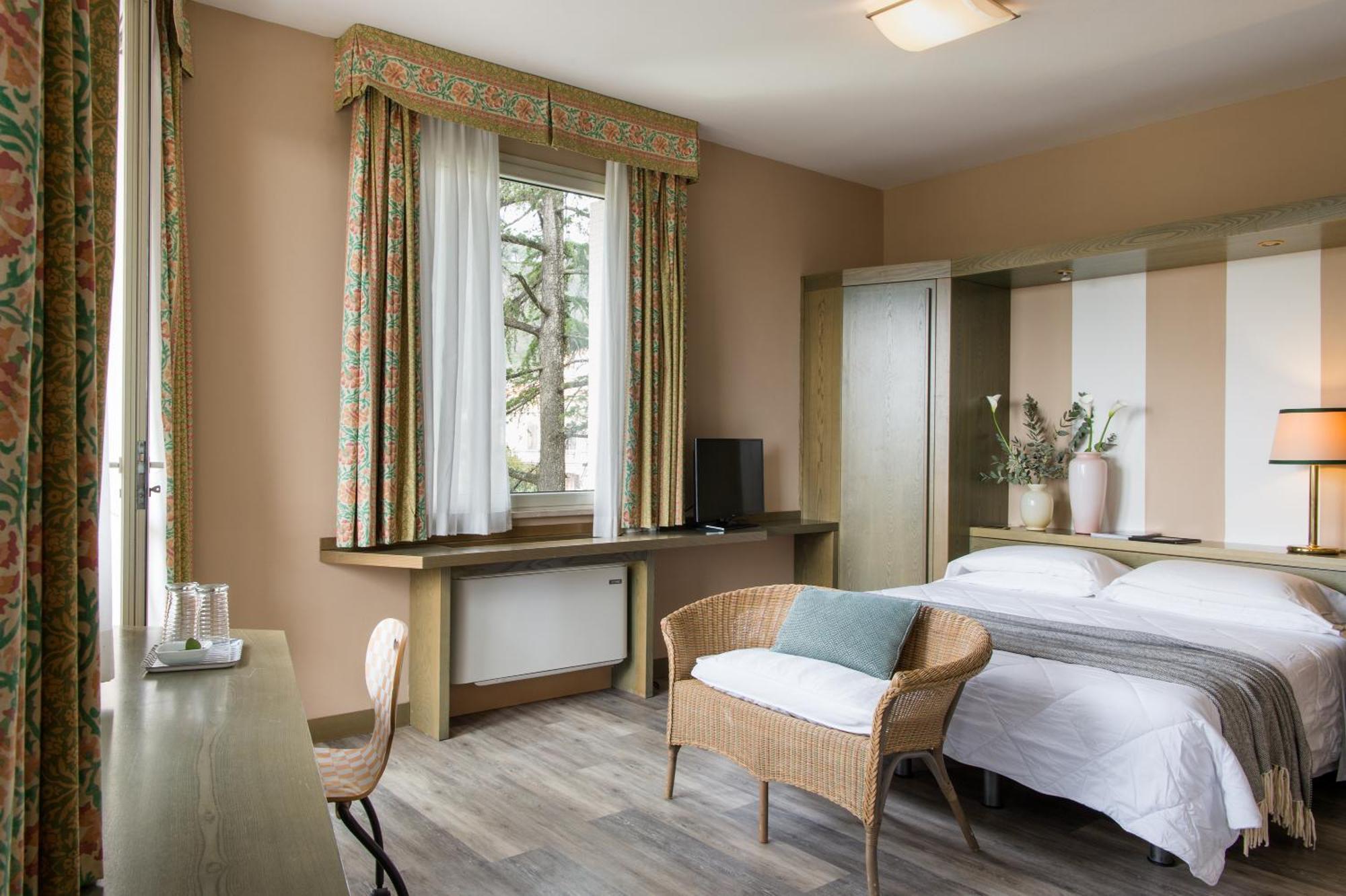 Superior Double Room Balcony,1447000087:JPEG