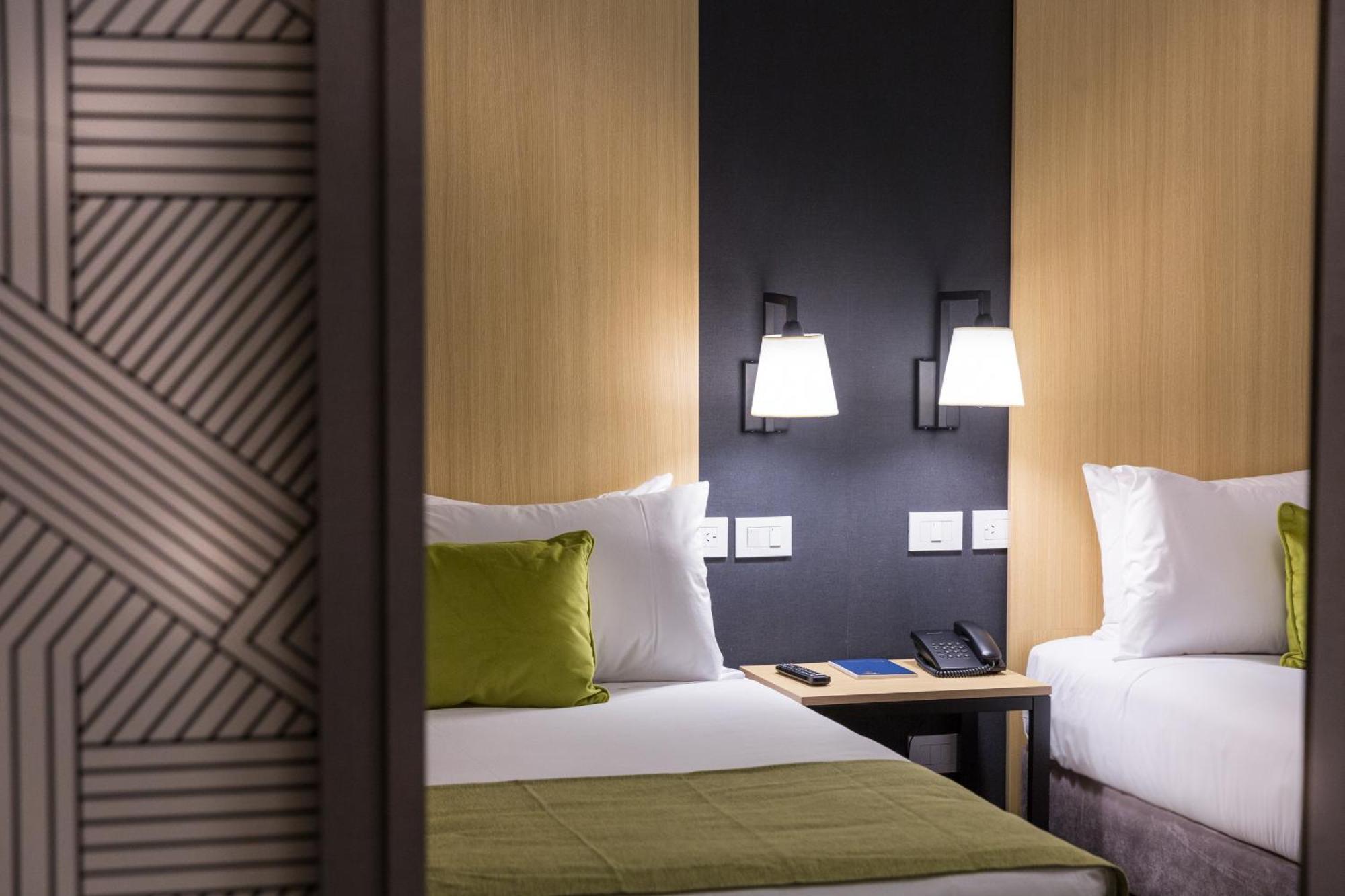 Deluxe Twin Room,1453843717:JPEG