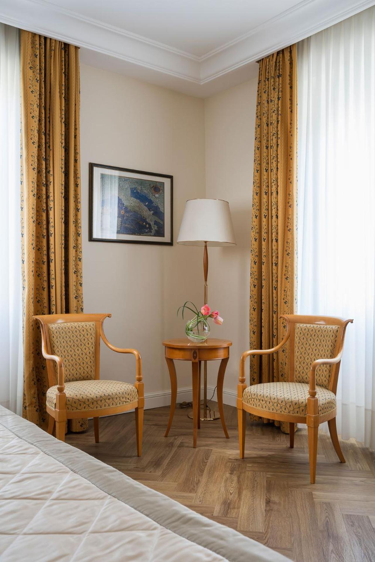 Superior Triple Room