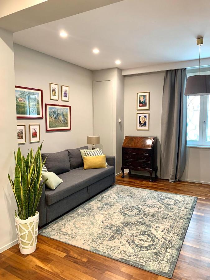 One-Bedroom Apartment,1460096938:JPEG