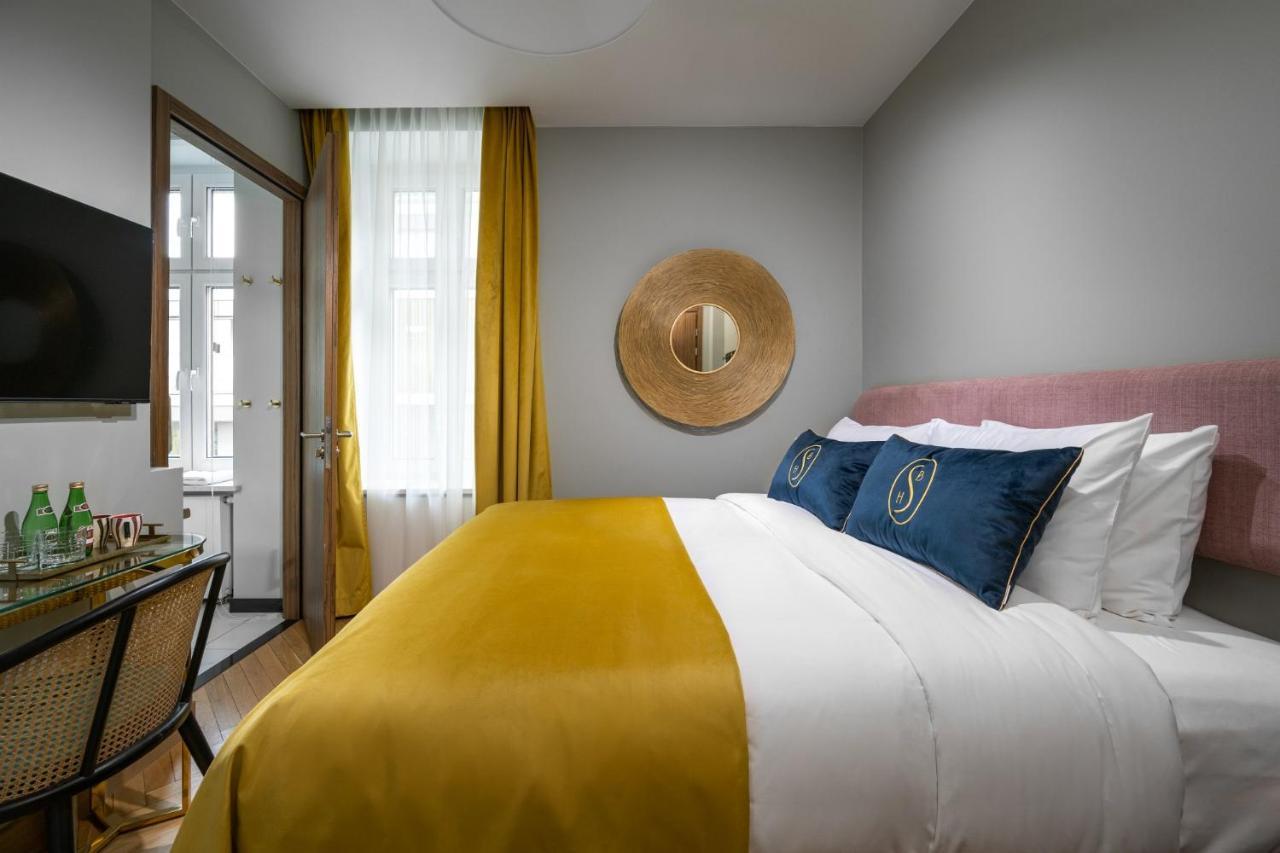 Cosy Standard Queen Room