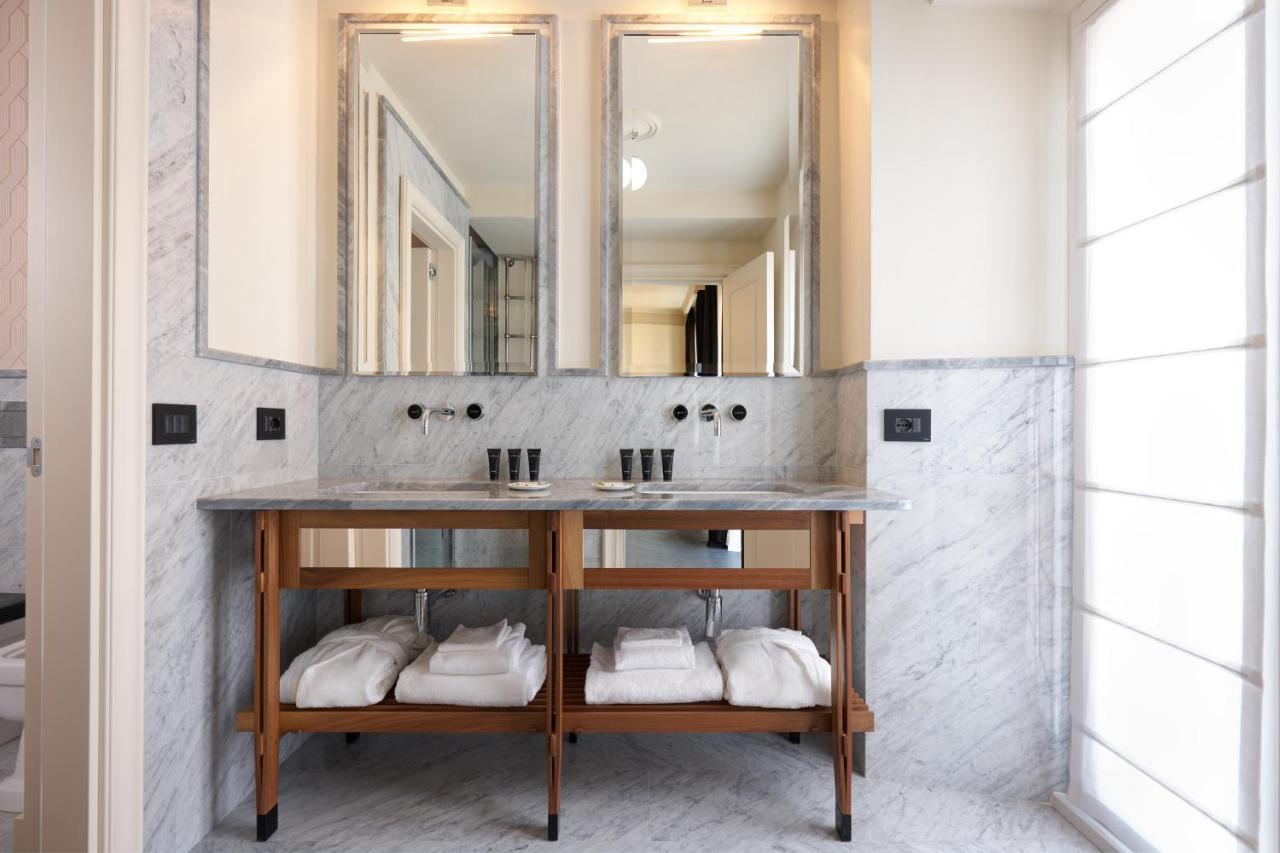 Junior Suite,1545511669:JPEG