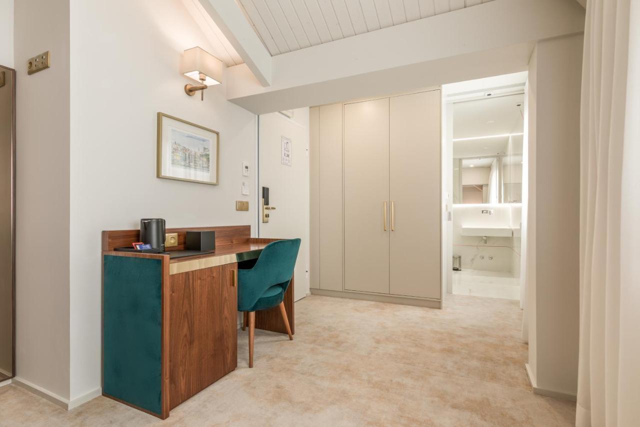 Large Double Room,1467296747:JPEG