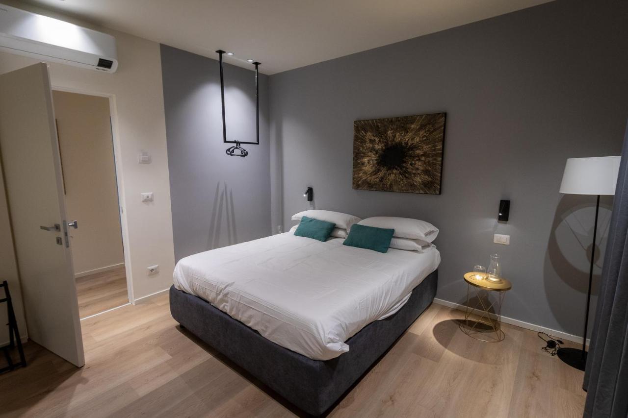 Double Room,1469013470:JPEG