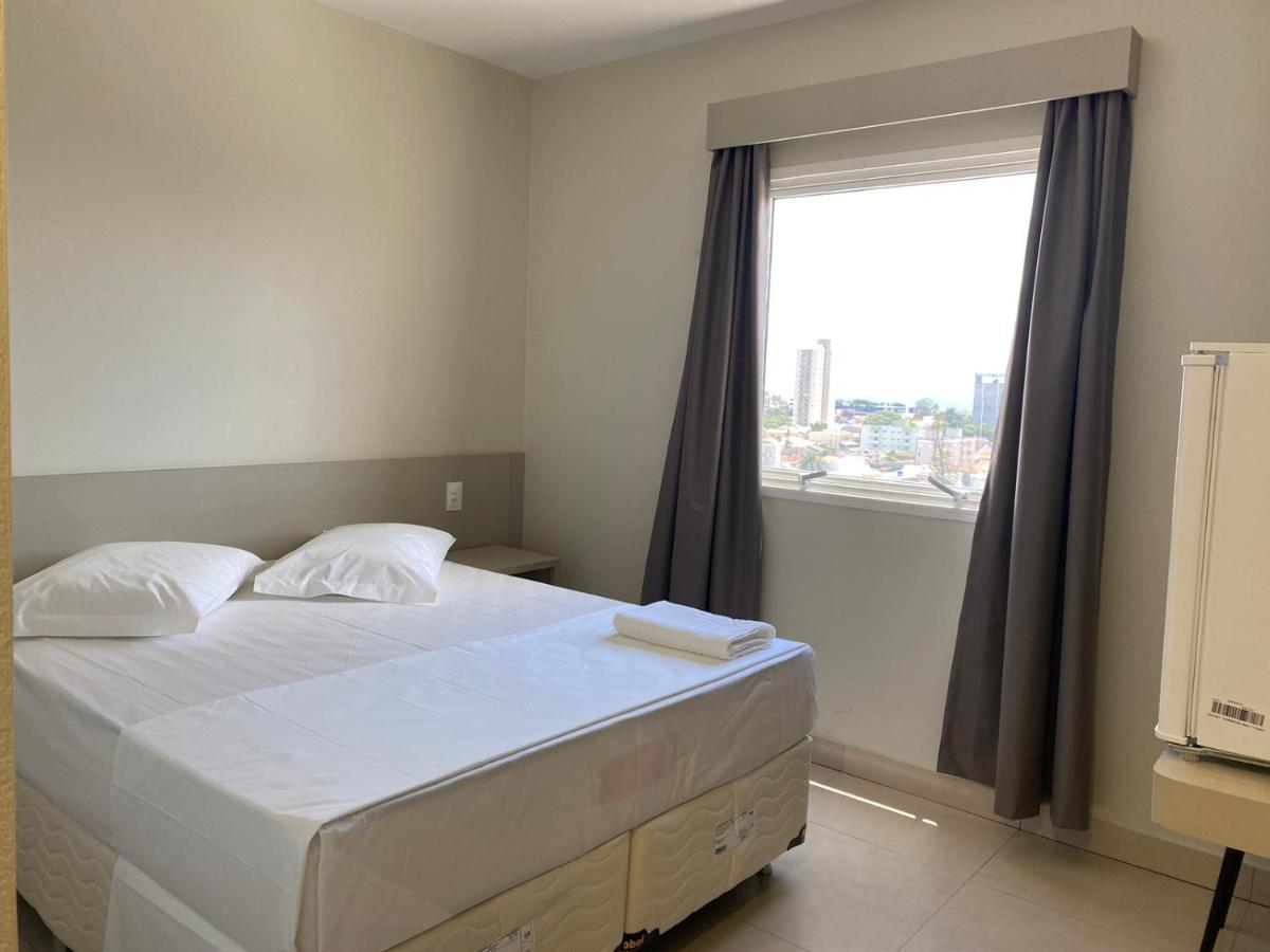Quarto Standard com Cama Queen-size