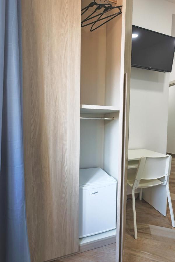 Deluxe Double Room,1469334470:JPEG