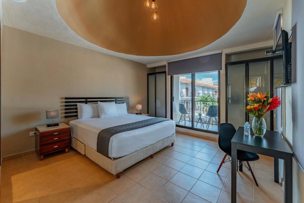 King Room,1469405024:JPEG