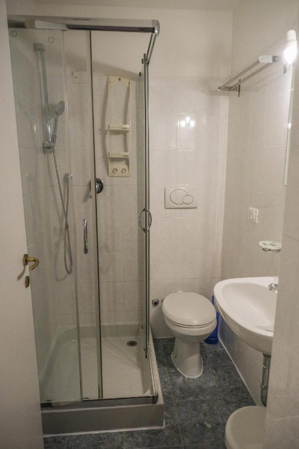 Quadruple Room Private Bathroom,1469715848:JPEG