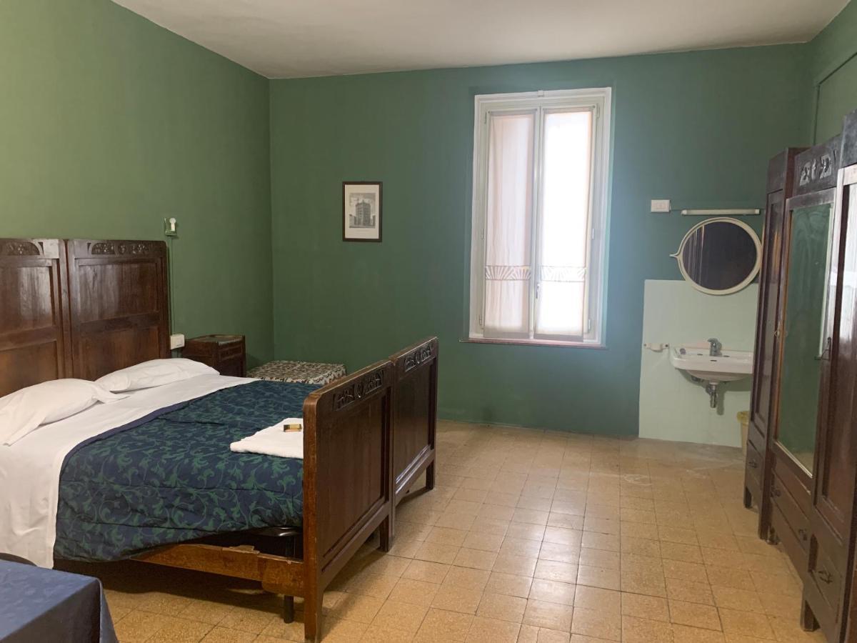 Large Double Room,1469751563:JPEG