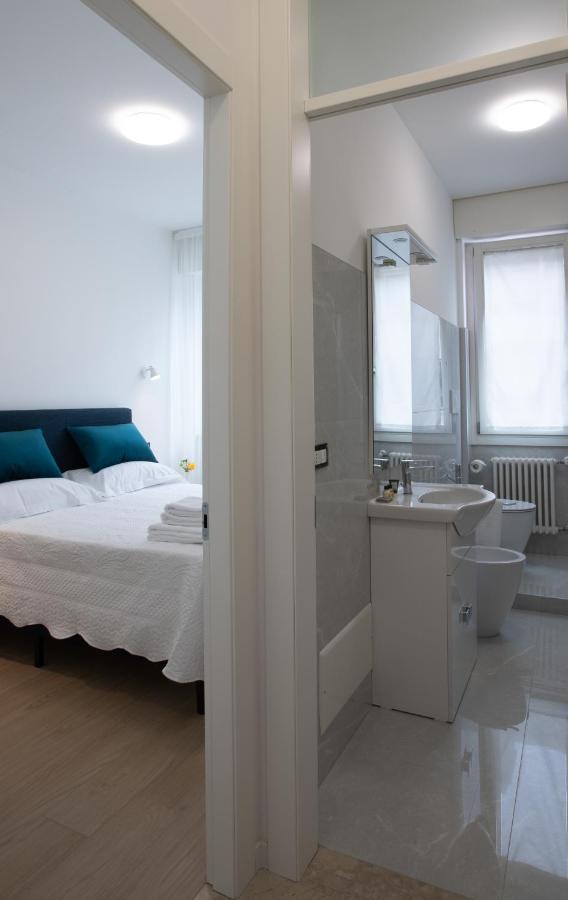 Double Room Private Bathroom,1469760446:JPEG
