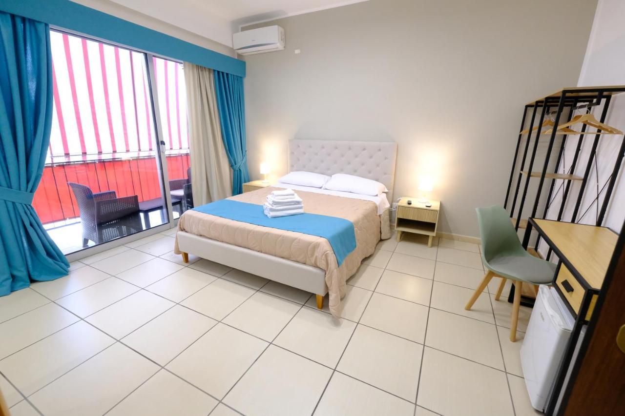 Standard Double Room,1470016355:JPEG