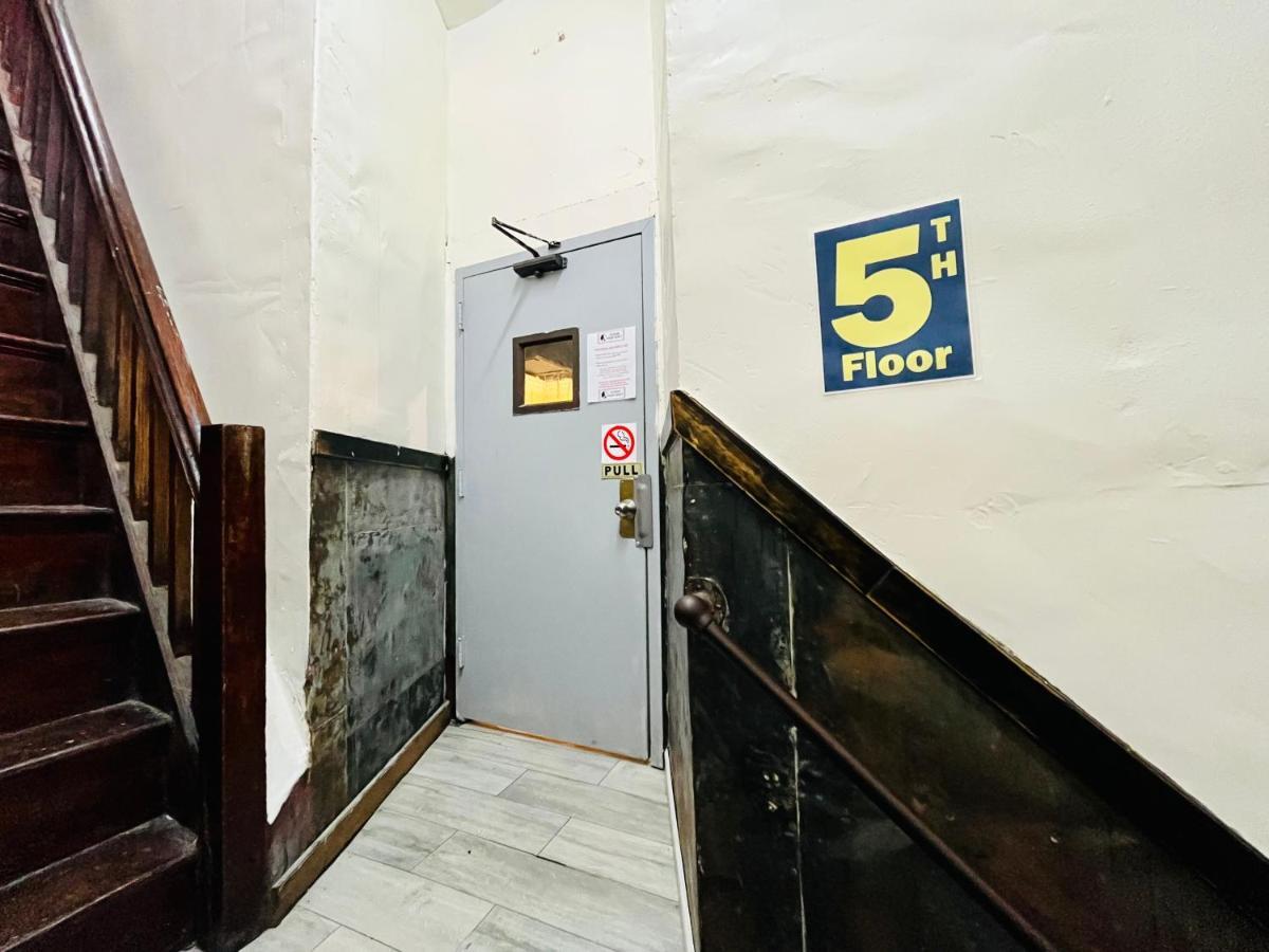 Budget Single Room