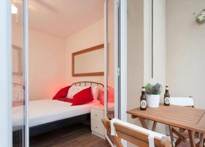 Two-Bedroom Apartment,1470970841:JPEG