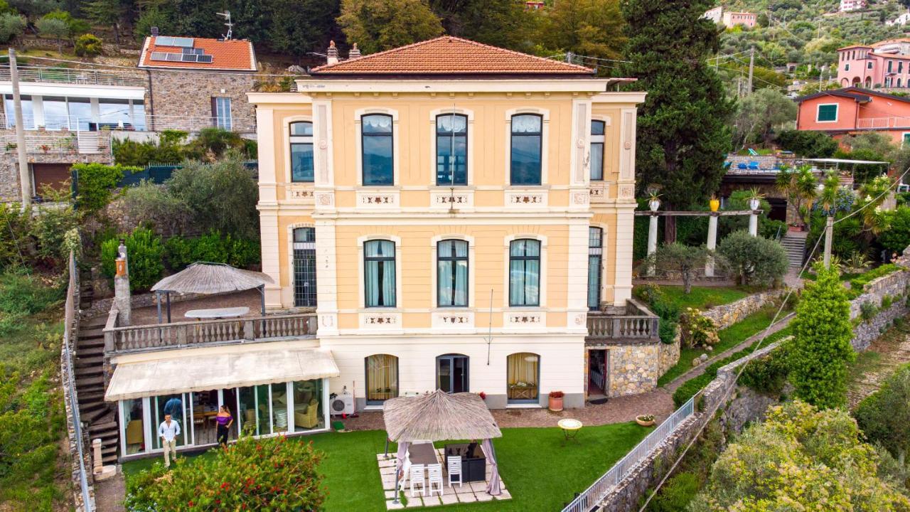 Villa with Private Pool,1747398092:JPEG