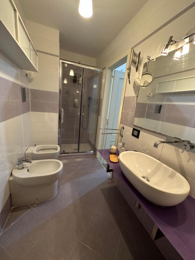 Double Room Private Bathroom,1475837407:JPEG