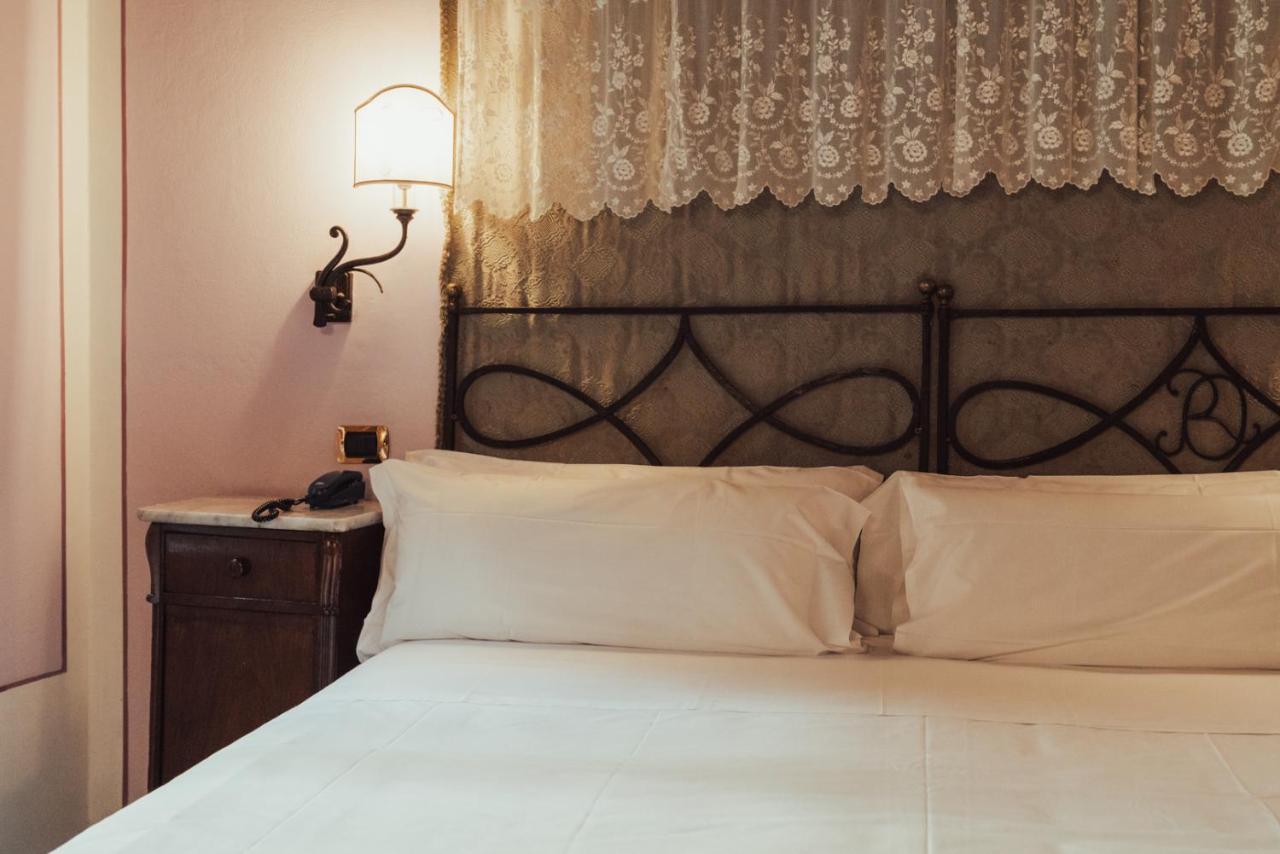 Superior Double Room,1547227447:JPEG