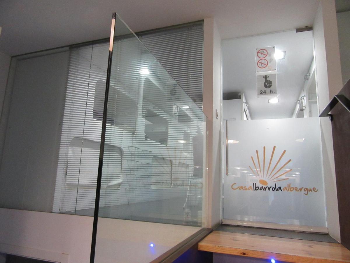 Single Bed in Dormitory Room with Shared Bathroom,1499929390:JPEG