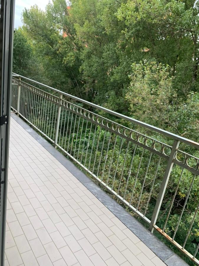 Standard Apartment,1480270451:JPEG