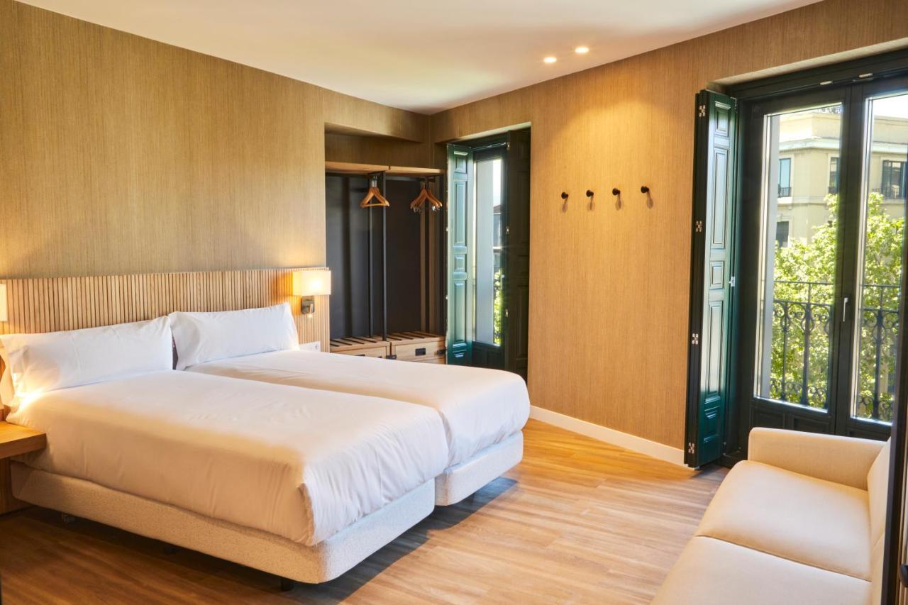 Twin Room Balcony,1480739339:JPEG